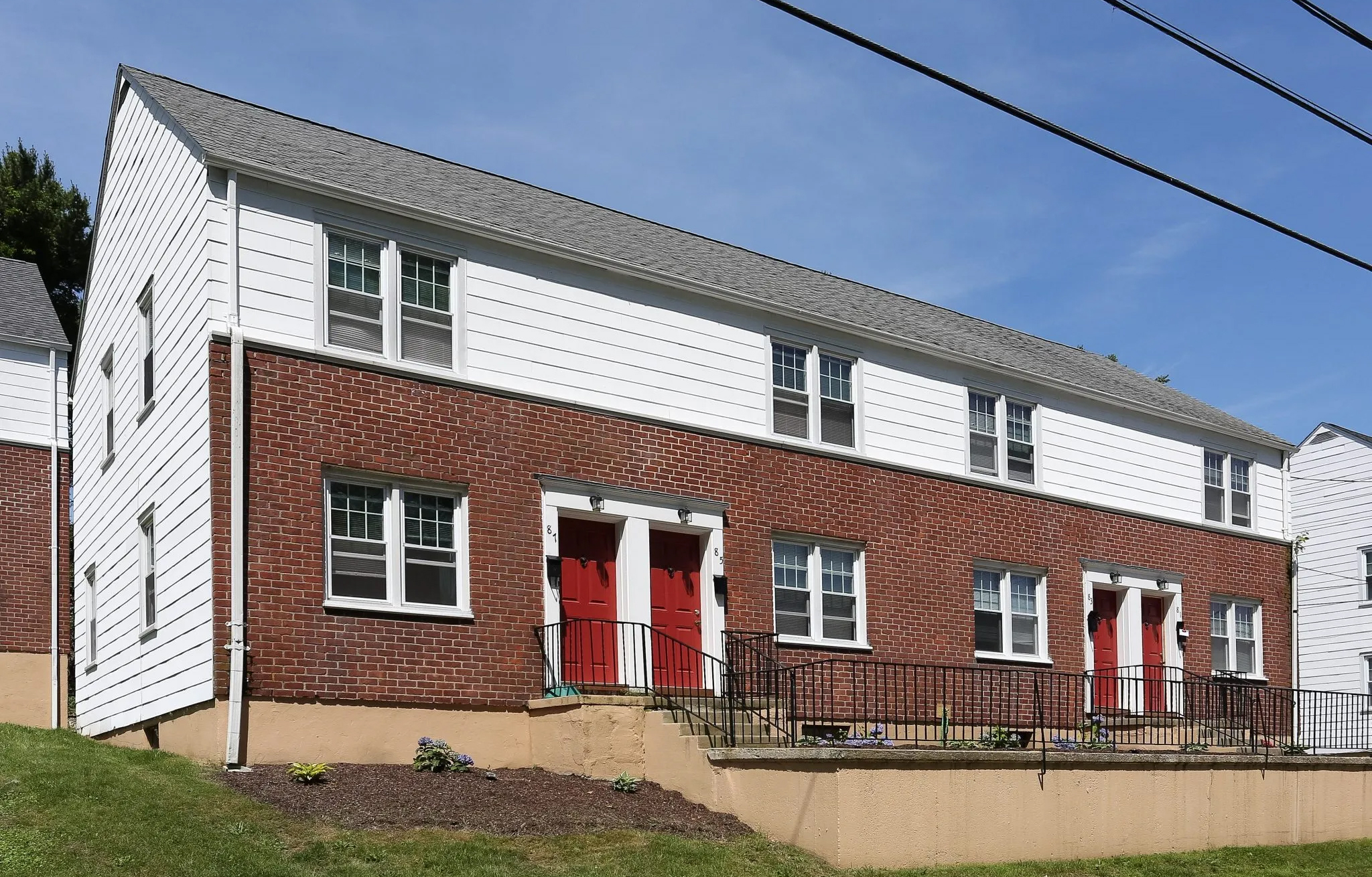Northeast Private Client Group facilitates $25.4 million sale of 141-unit apartment